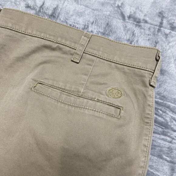Wrangler Pleated Chino Pants Men's Size 44x32 Brown - Picture 10 of 11